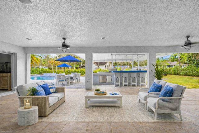 17290 33rd Road N, The Acreage, FL 33470