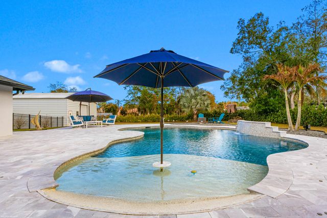 17290 33rd Road N, The Acreage, FL 33470