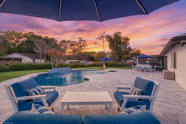 17290 33rd Road N, The Acreage, FL 33470