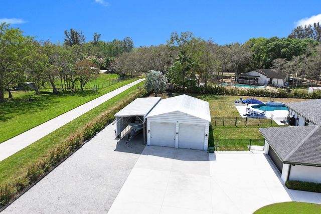 17290 33rd Road N, The Acreage, FL 33470