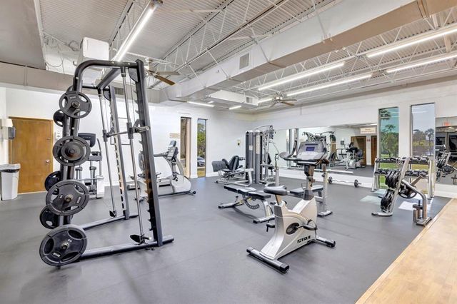 3301 NW 47th Terrace Unit 403, Lauderdale Lakes, FL 33319