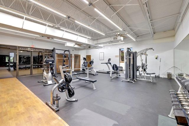 3301 NW 47th Terrace Unit 403, Lauderdale Lakes, FL 33319