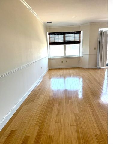 10 Vernon 305, Brookline, MA 02446