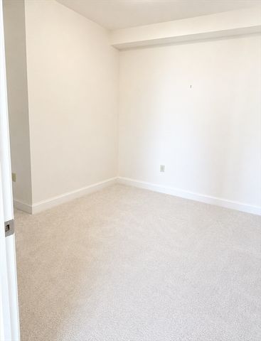 10 Vernon 305, Brookline, MA 02446