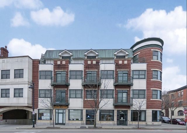 10 Vernon 305, Brookline, MA 02446
