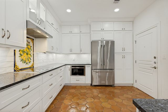 330 Las Colinas Boulevard E 1420, Irving, TX 75039