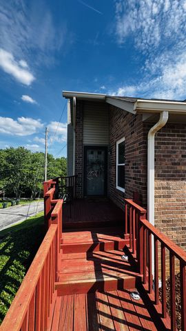 204 Village Cir, W, Dickson, TN 37055