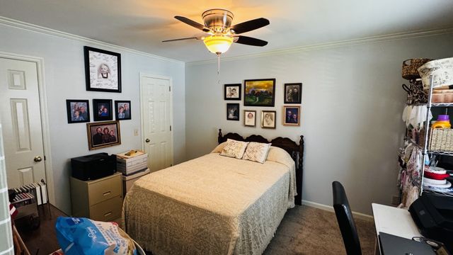 204 Village Cir, W, Dickson, TN 37055