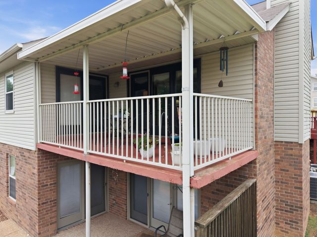 204 Village Cir, W, Dickson, TN 37055