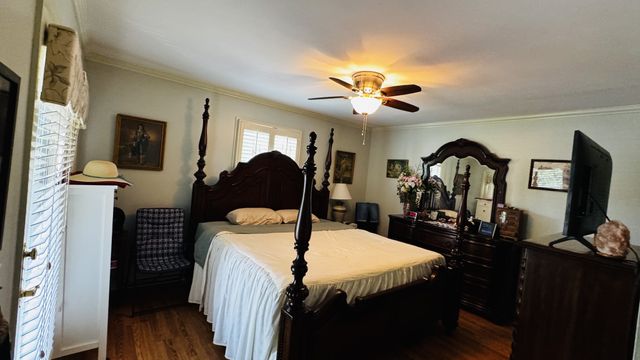 204 Village Cir, W, Dickson, TN 37055