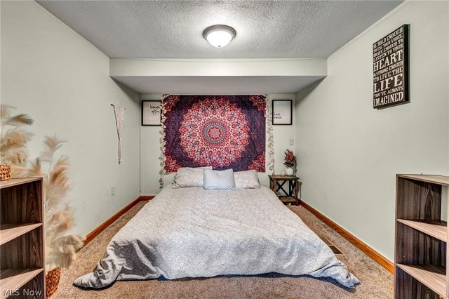 4841 Glenennis Circle NW, Canton, OH 44708