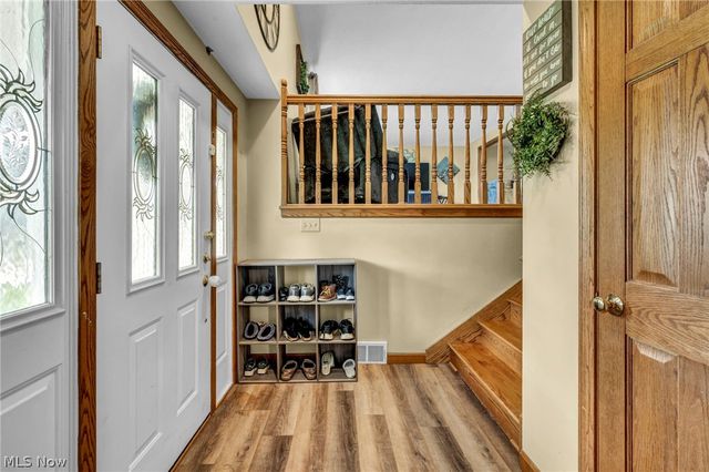 4841 Glenennis Circle NW, Canton, OH 44708