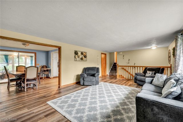 4841 Glenennis Circle NW, Canton, OH 44708