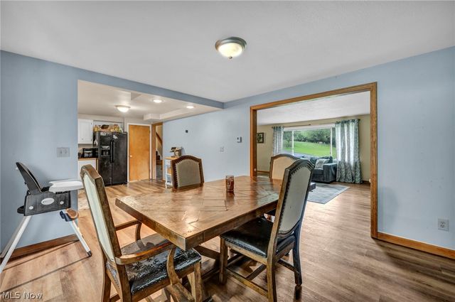 4841 Glenennis Circle NW, Canton, OH 44708