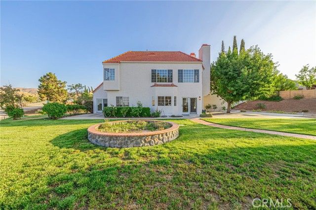 865 Carob Court, Palmdale, CA 93550