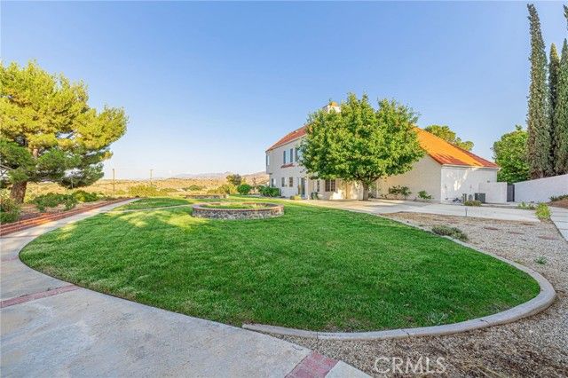 865 Carob Court, Palmdale, CA 93550