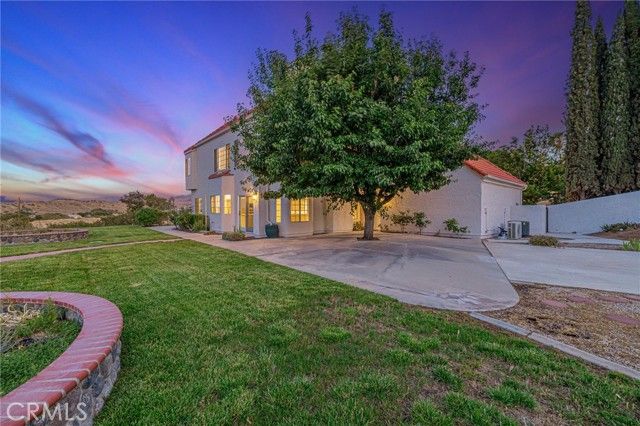 865 Carob Court, Palmdale, CA 93550