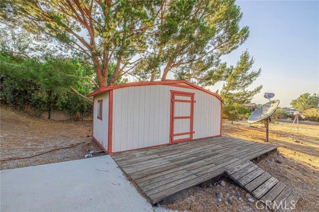 865 Carob Court, Palmdale, CA 93550