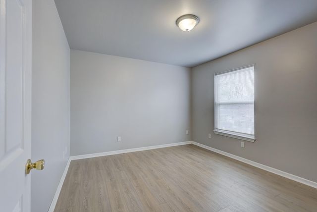 20916 Vernier Road, Harper Woods City, MI 48225