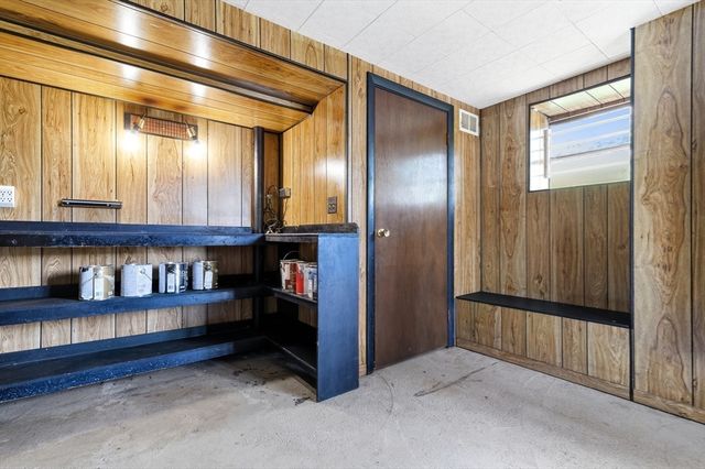 49 Edgeworth St, Weymouth, MA 02189