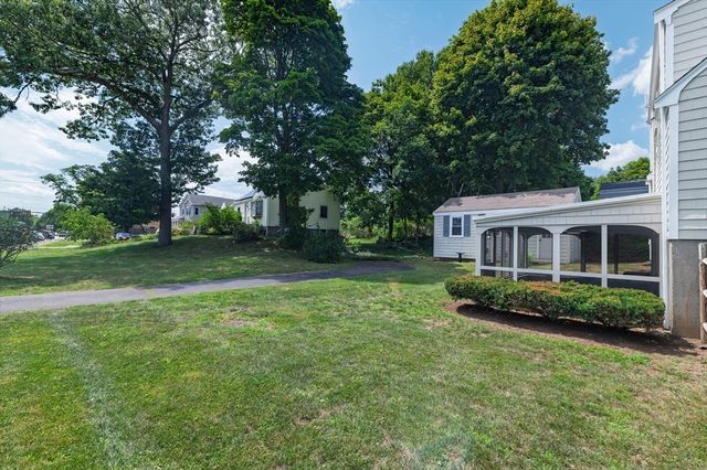 49 Edgeworth St, Weymouth, MA 02189