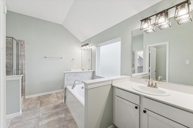 142 Dina Lane, Montgomery, TX 77356