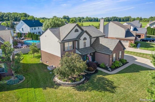 24774 Summer Lane Summer Lane, Flat Rock, MI 48134