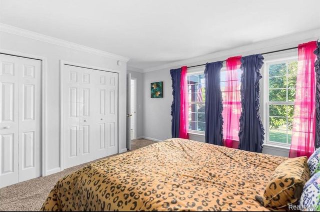 24774 Summer Lane Summer Lane, Flat Rock, MI 48134