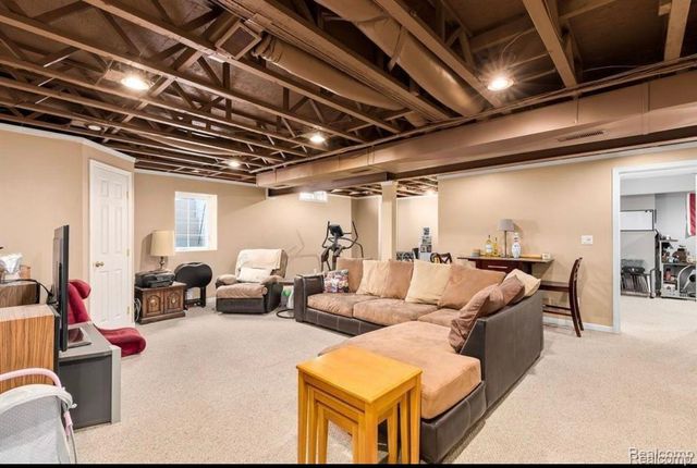 24774 Summer Lane Summer Lane, Flat Rock, MI 48134