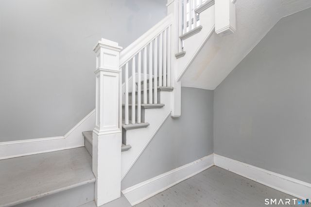 27 Vance Street, New Britain, CT 06052