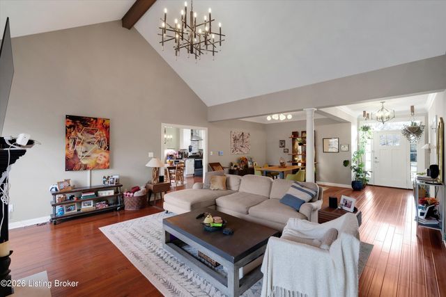 1326 Garden Hill Pl, Louisville, KY 40245