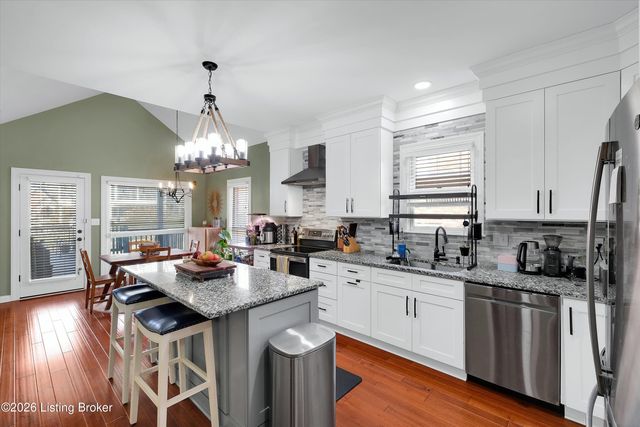 1326 Garden Hill Pl, Louisville, KY 40245