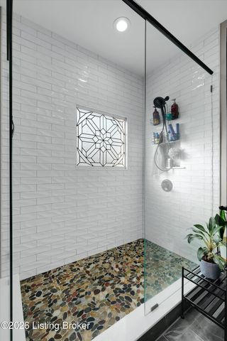 1326 Garden Hill Pl, Louisville, KY 40245