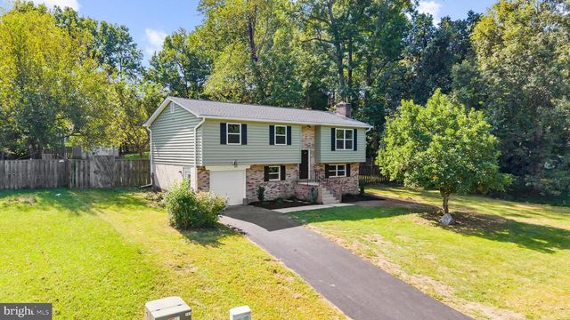 2118 MARBELLA DR, Waldorf, MD 20601