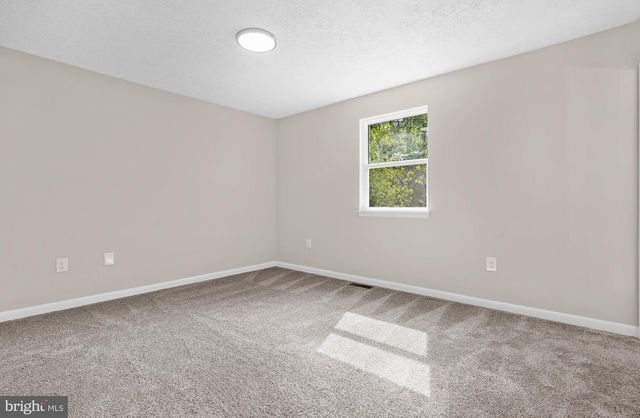 2118 MARBELLA DR, Waldorf, MD 20601