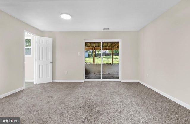2118 MARBELLA DR, Waldorf, MD 20601