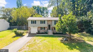 2118 MARBELLA DR, Waldorf, MD 20601