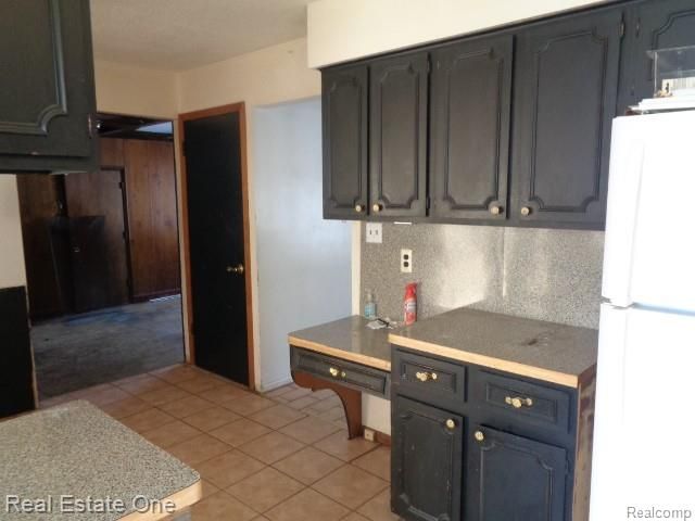 19375 Addison Drive, Southfield, MI 48075