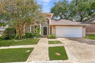 9018 Foxland Dr., San Antonio, TX 78230
