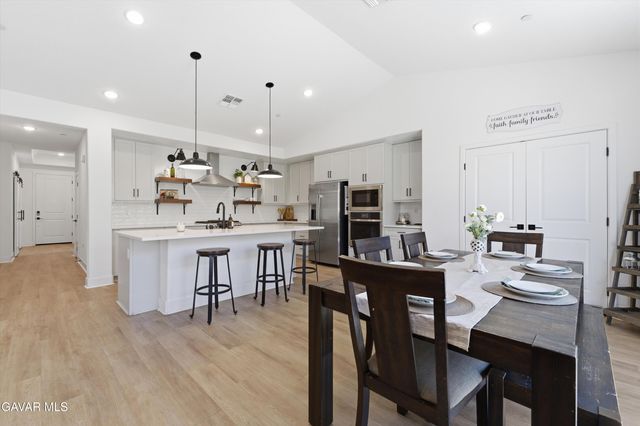 212 Artina Court, Tehachapi, CA 93561
