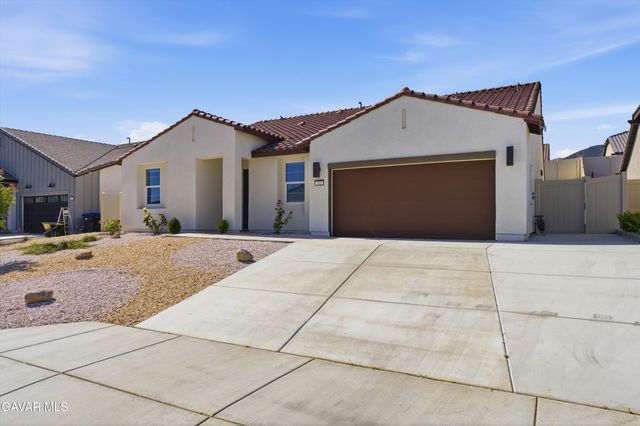 212 Artina Court, Tehachapi, CA 93561