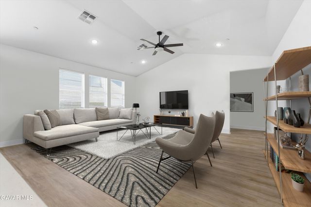 212 Artina Court, Tehachapi, CA 93561