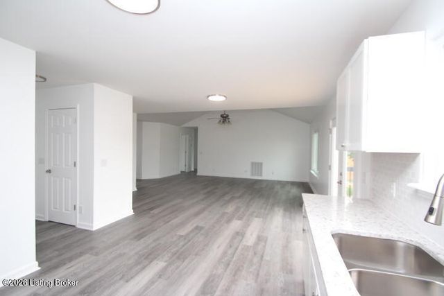 3104 Fawn Leap Dr, Lawrenceburg, KY 40342
