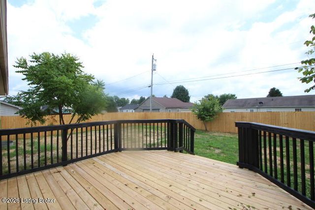 3104 Fawn Leap Dr, Lawrenceburg, KY 40342
