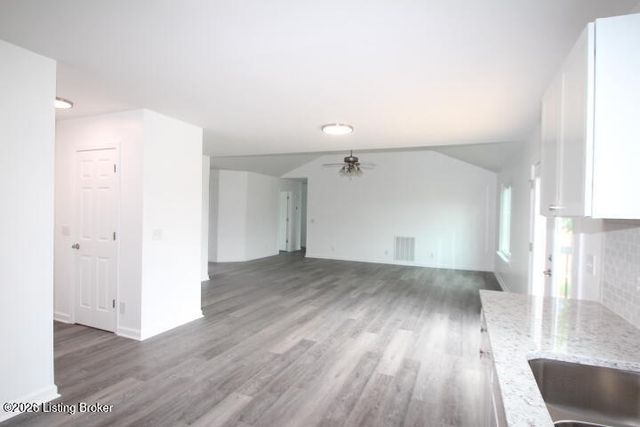 3104 Fawn Leap Dr, Lawrenceburg, KY 40342