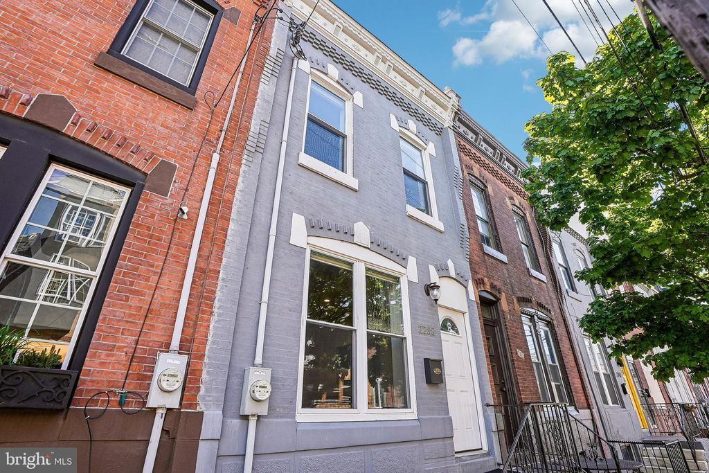 2238 DICKINSON ST, Philadelphia, PA 19146