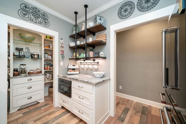 491 Hall Dr, Longview, TX 75605