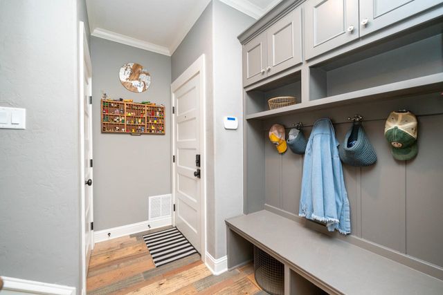 491 Hall Dr, Longview, TX 75605