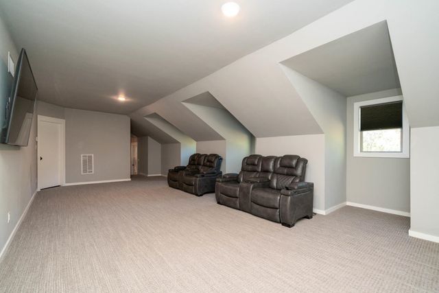 491 Hall Dr, Longview, TX 75605