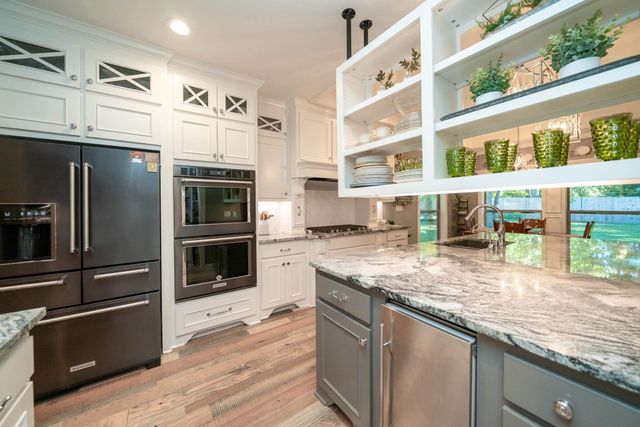 491 Hall Dr, Longview, TX 75605